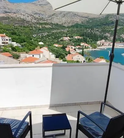 Apartment Rita - Charming 2-bedroom With Sea View, Slano