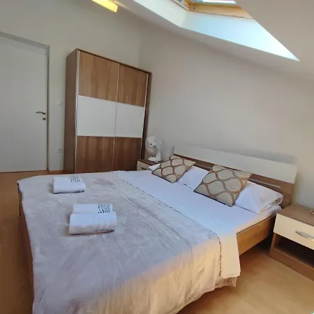 Rita - Charming 2-bedroom With Sea View, * Slano
